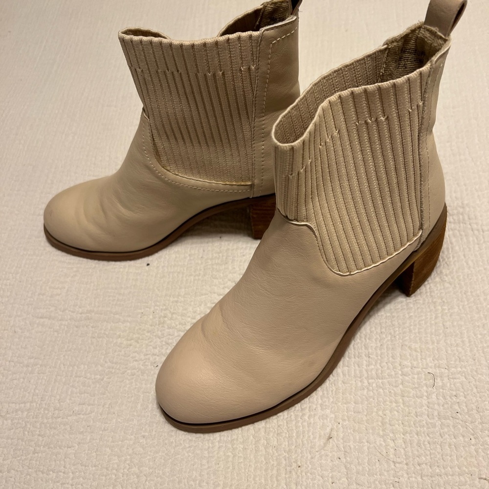 Cream Ankle Booties with Ribbed Detailing - Picture 3 of 4